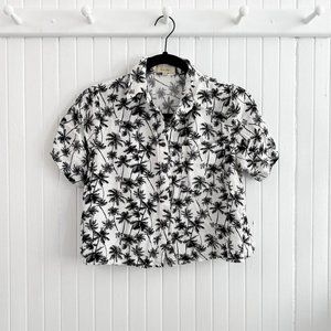 Love Notes Vintage Palm Tree Print Black & White Cropped Button Down Top Size S